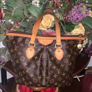 Auth🌺 Louis Vuitton Palermo PM